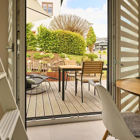 Stilvolles Design-tiny-house Mit Terrasse & Hund *