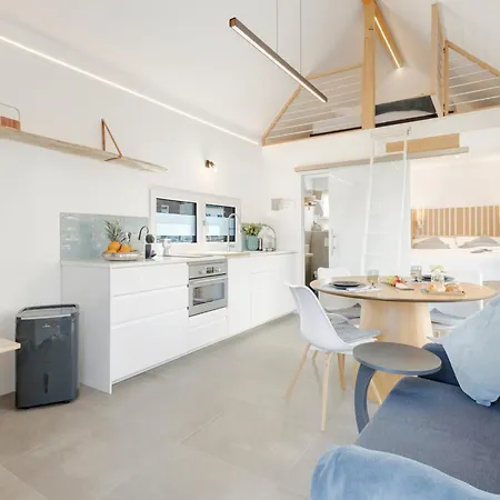 Stilvolles Design-tiny-house Mit Terrasse & Hund Σπίτι διακοπών