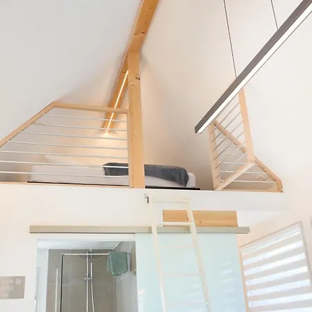 Stilvolles Design-tiny-house Mit Terrasse & Hund Fuchsmühl